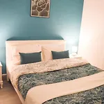 Le Blue St Leon : 2 Pieces Cozy Lit King Size Wifi Apartament *